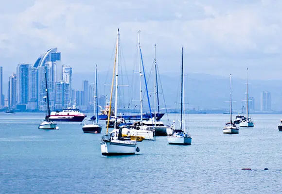 Panama: Caribbean Versus Pacific