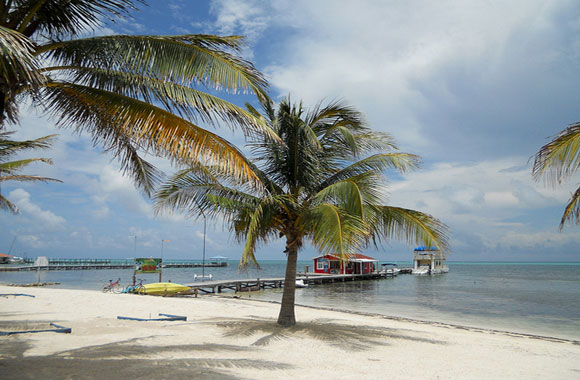 Where to Find the Best Beaches in Belize