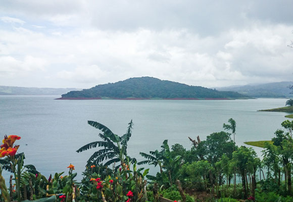 5 Reasons to Move to Lake Arenal, Costa Rica