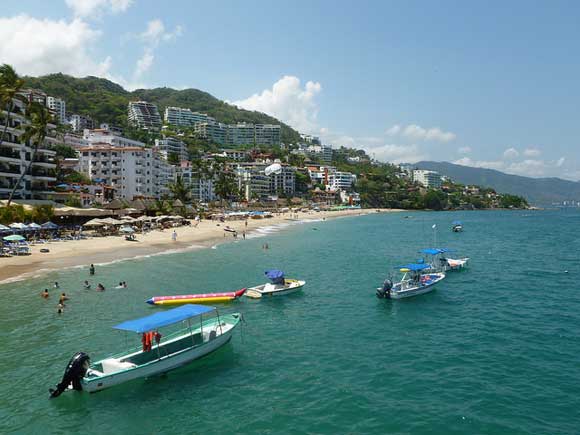 Sailing Across the World in Search of the Perfect Retirement Spot