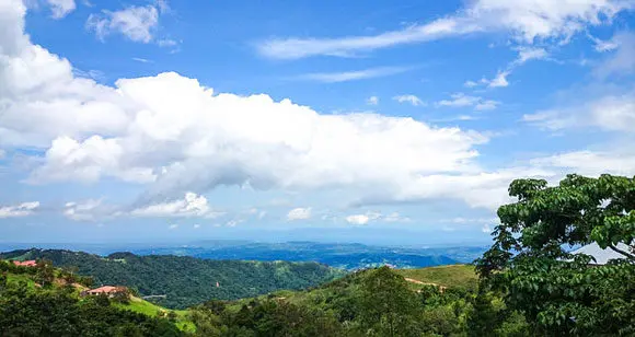 Discover a Typical Expat Day in Costa Rica’s Central Valley