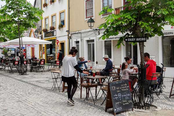 Aveiro’s terraced cafés are great places to relax and unwind