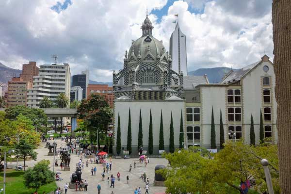 Low Costs and Outdoor Living: Falling in Love with Medellín
