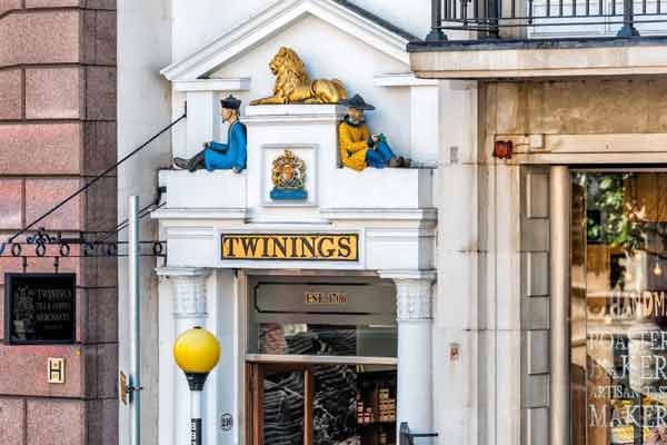 Visit a 300-year Old Tea Shop