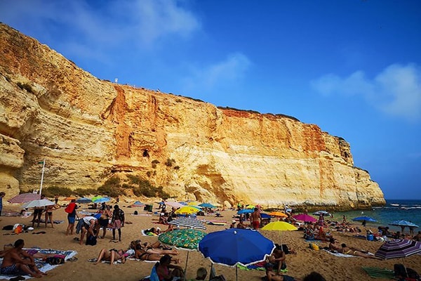 An Unmissable Deal on Portugal’s Algarve