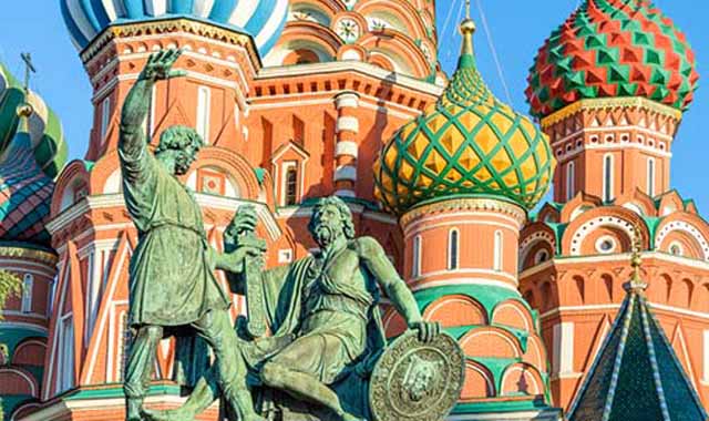 24 Hours in Moscow: What to See, Do, and Eat