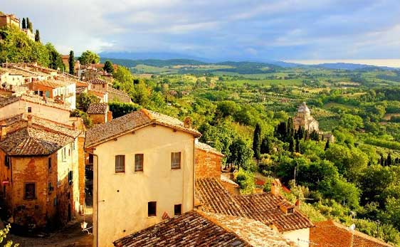 Montepulciano, Italy - The Quintessential Tuscan Hill Town