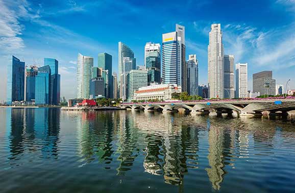 5 Reasons to Move to Singapore