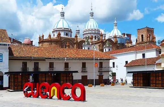 Volunteering in Cuenca, Ecuador: Give Something Back to Your Adopted Country