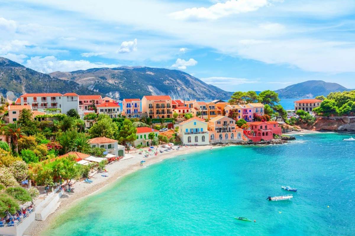 A Guide to The Colorful Greek Island of Kefalonia