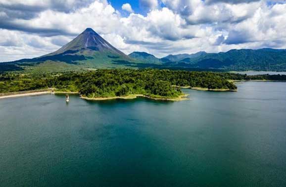 $200 Rent on Lake Arenal, Costa Rica